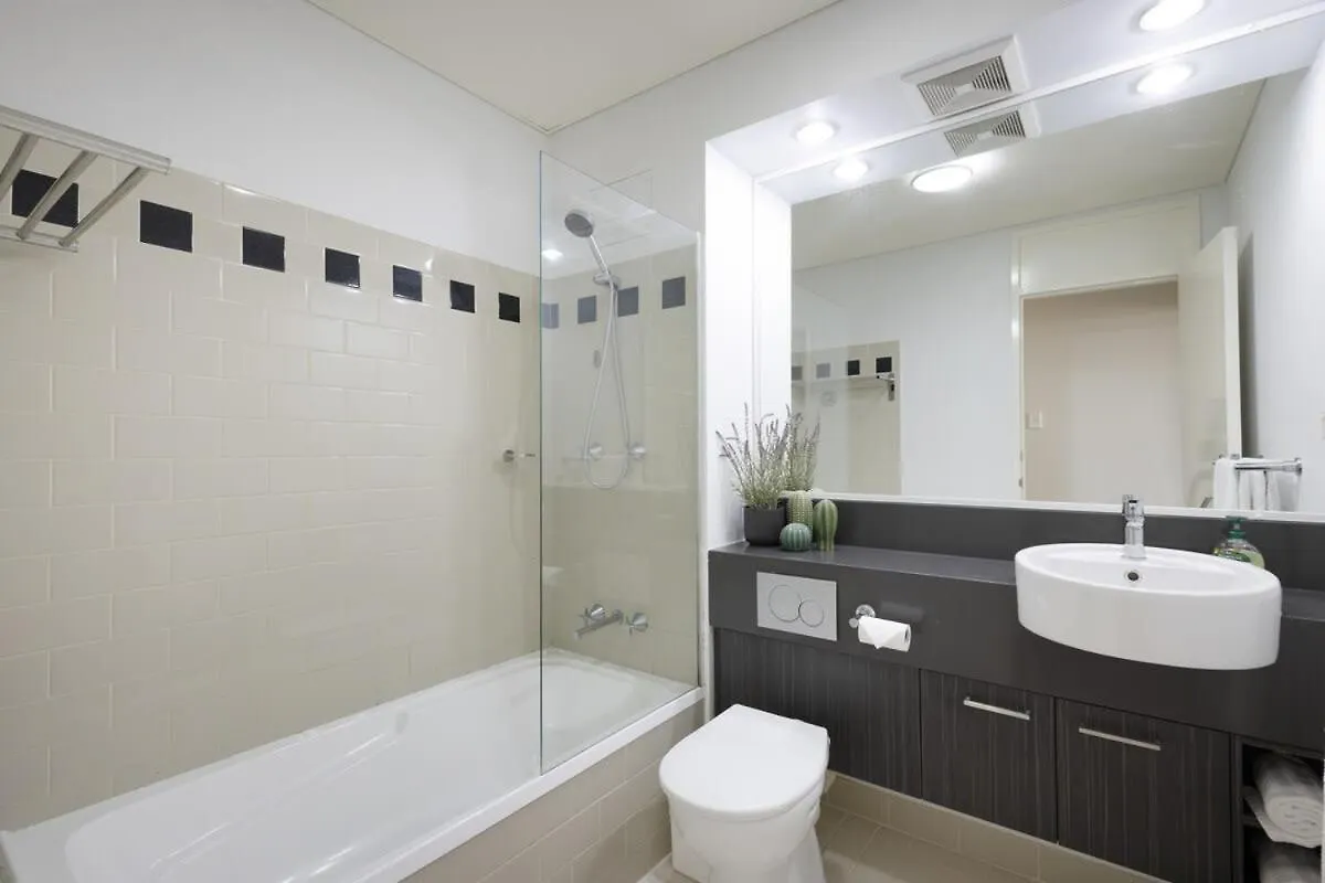 East Perth Cbd Apartment Close To The Swan River