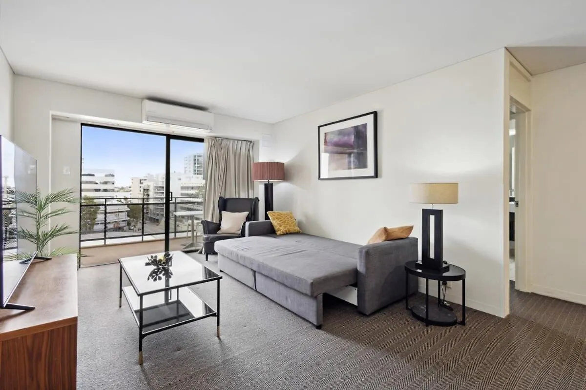 East Perth Cbd Apartment Close To The Swan River